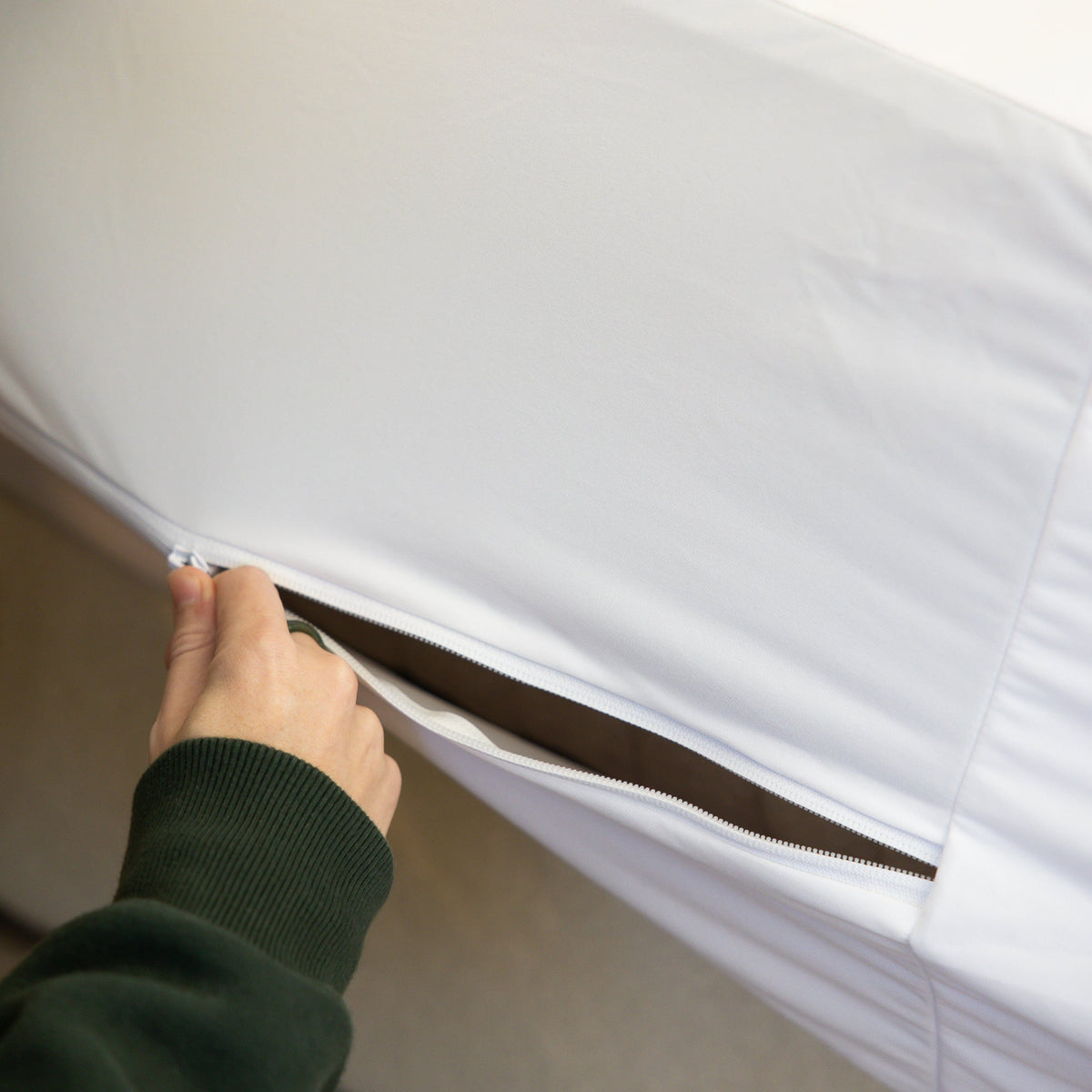 DreamFit StaDry Total Mattress Encasement detail