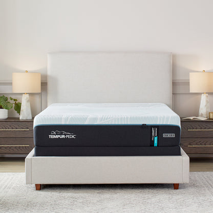 TEMPUR-PEDIC – ProAdapt Medium Hybrid Mattress