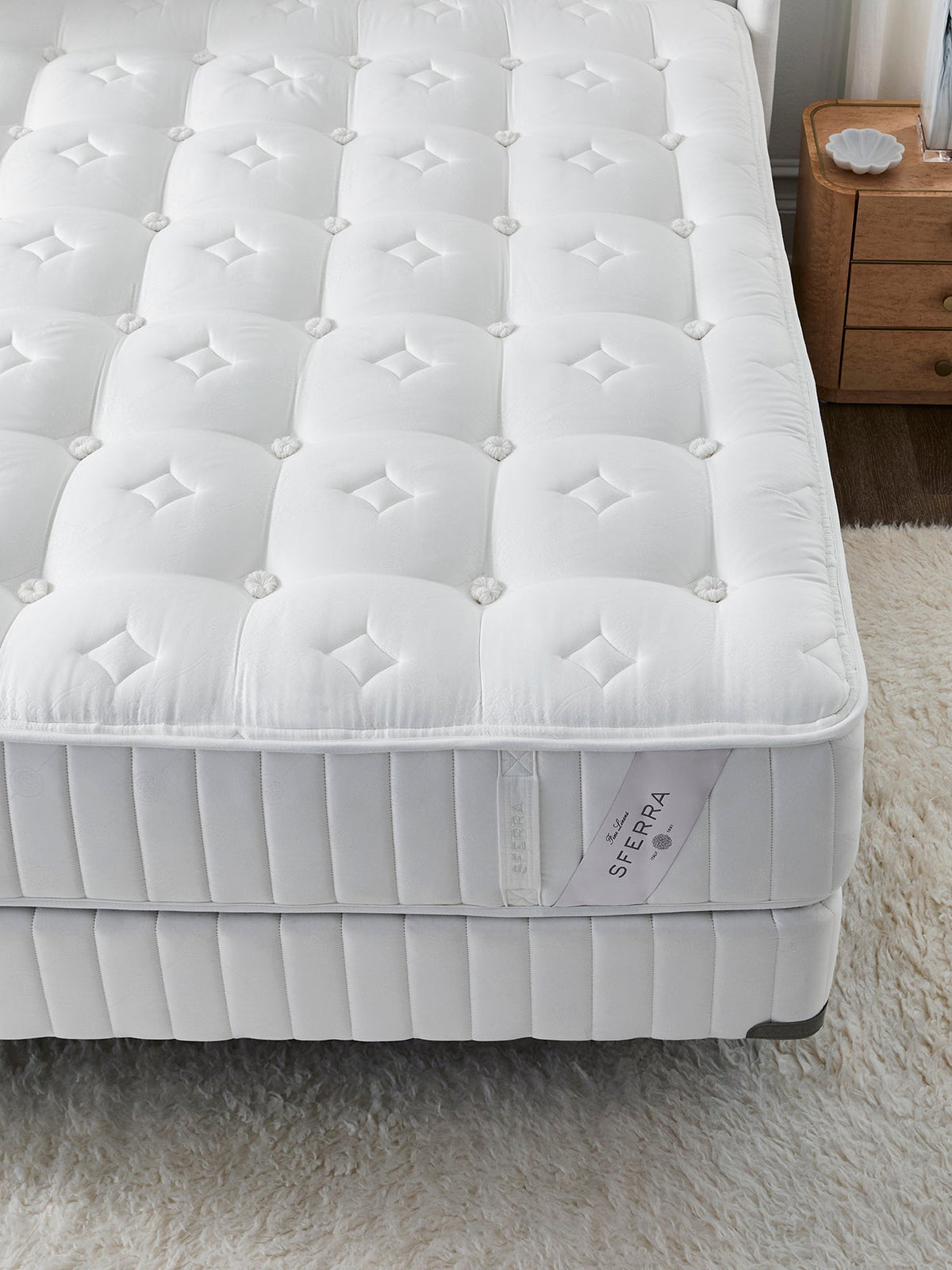 SFERRA Sonno Notte CV Luxury Firm Mattress - view 3
