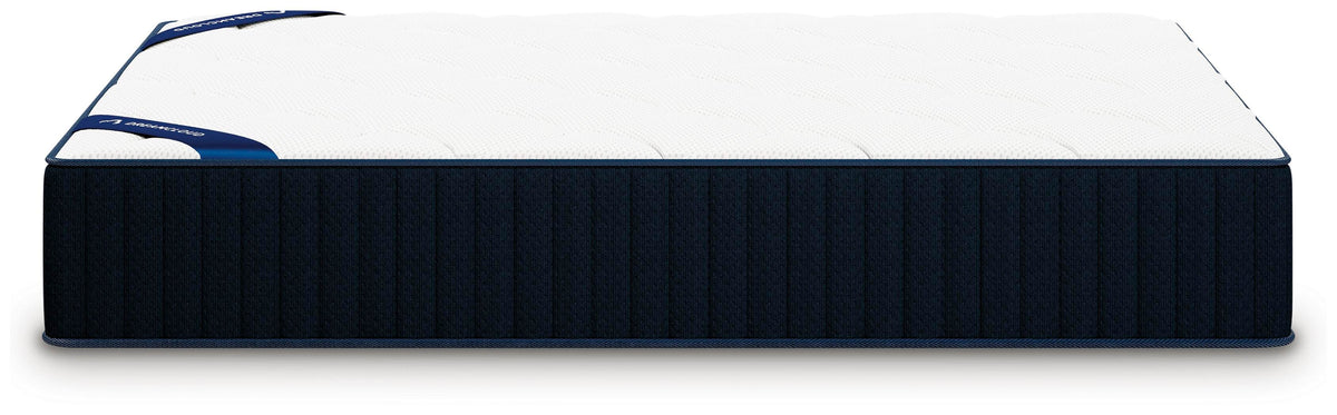 DreamCloud Classic 12 inch hybrid mattress, side view