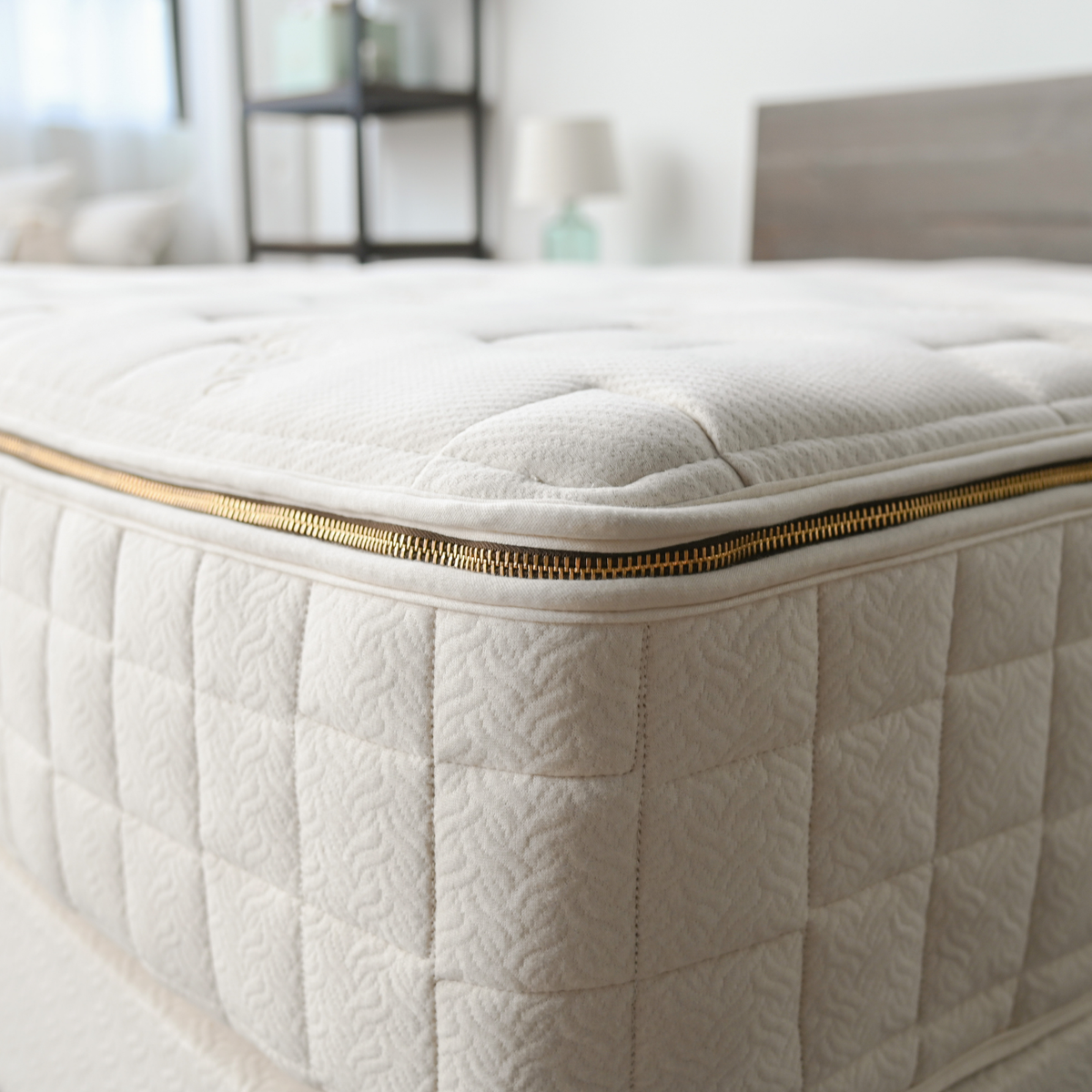 Corner detail of the Naturepedic EOS Trilux Organic Latex Mattress