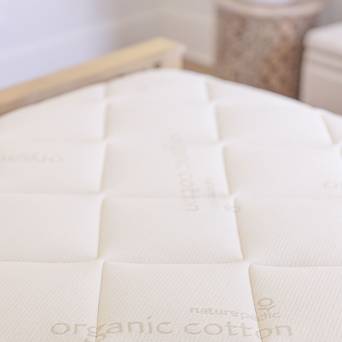 Organic cotton quilted surface of the Naturepedic Chorus Latex-Free Organic Mattress