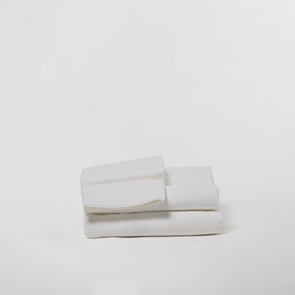 DreamFit 100% Organic Cotton Percale Sheet Set in White