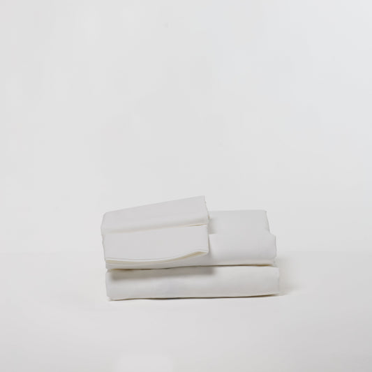 DreamFit 100% Organic Cotton Percale Sheet Set in White