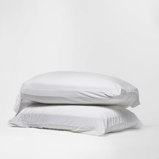 DreamFit Bamboo Stretch-Knit Pillowcase Pair in White