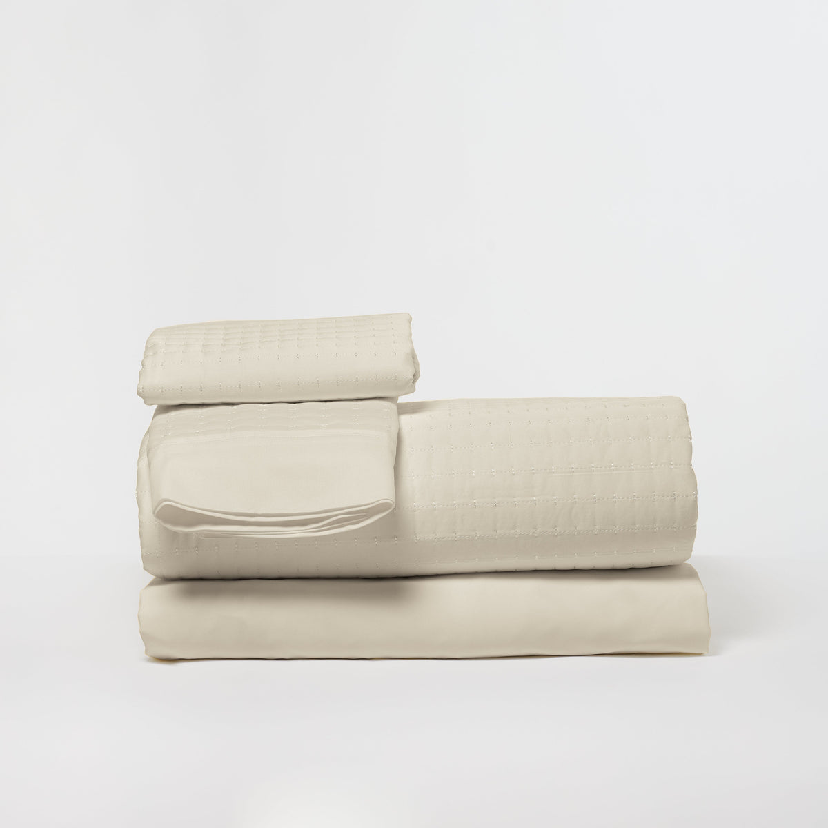 DreamFit Enhanced Bamboo Quilted Sheet Set in Ivory