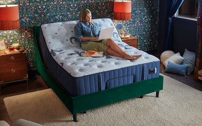 Stearns & Foster Estate 14.5" Medium mattress on an adjustable base