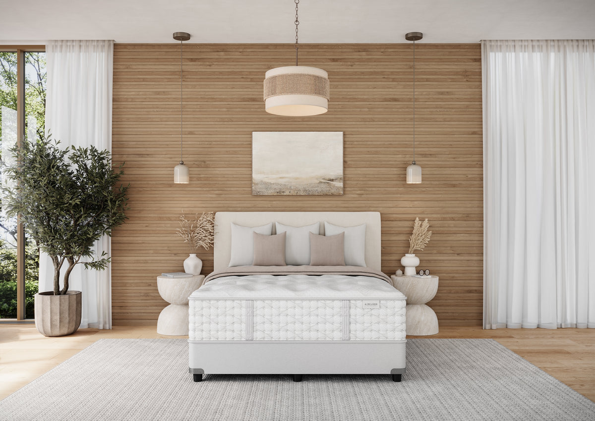 Colchão Aireloom Preferred Timeless Odyssey Streamline Extra Firm em um quarto, outro ambiente
