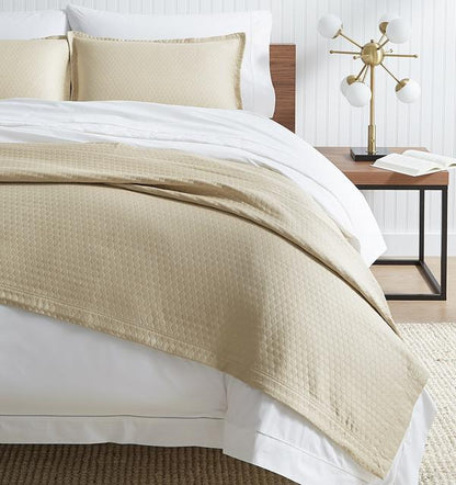 SFERRA Favo Bed Skirt - view 2