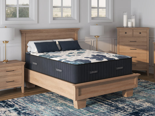 Colchão Sherwood Bedding Luxuria Firm Tight Top em um quarto decorado