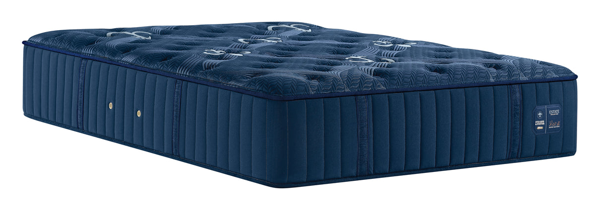 Stearns & Foster Estate Medium Tight Top II mattress, three-quarter view