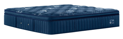 Stearns & Foster Estate Soft Pillow Top II mattress, three-quarter view