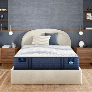 Colchão Serta iComfortPro Kingston Firm em um quarto
