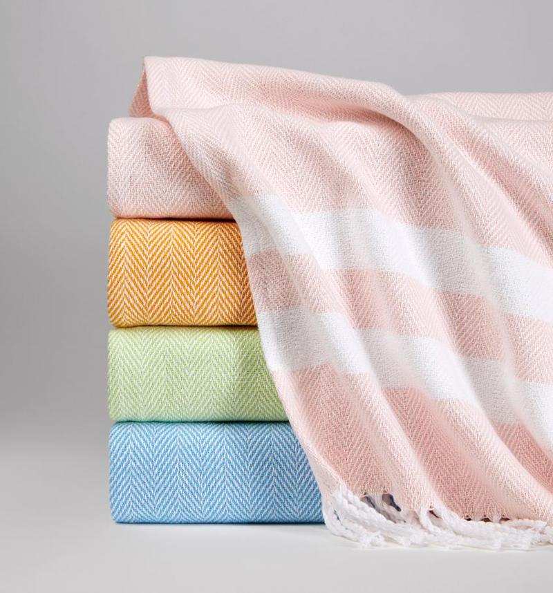 Sferra Aurora Fringed Throw