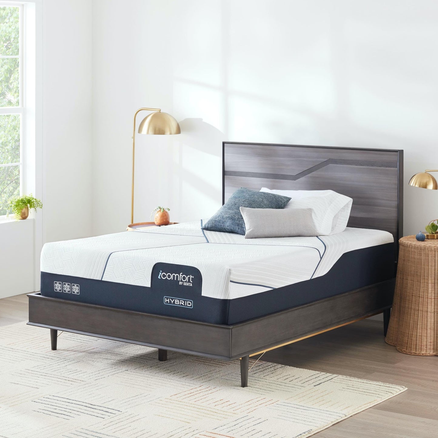 Serta iComfort CF3000 Hybrid Medium