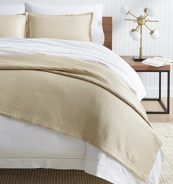 Sferra Favo Dust Ruffle