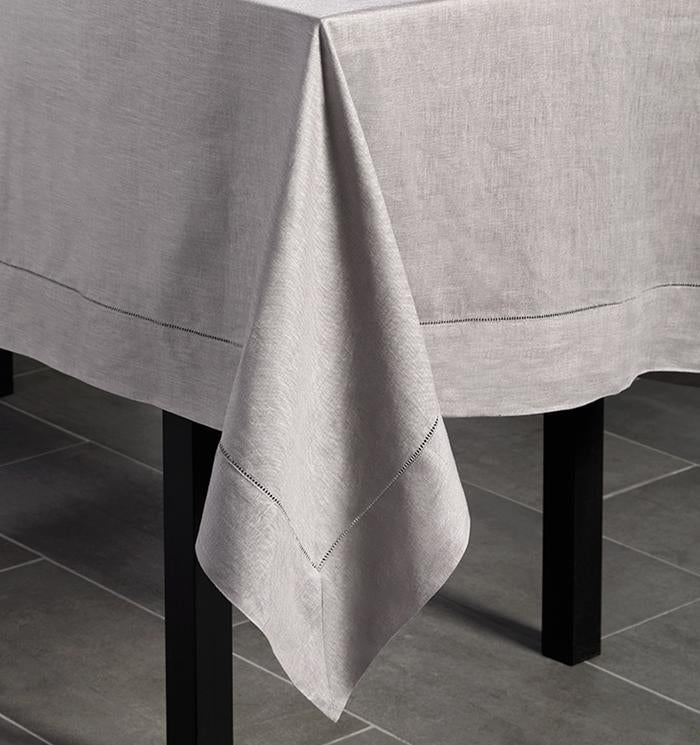 Sferra Festival Round Tablecloth